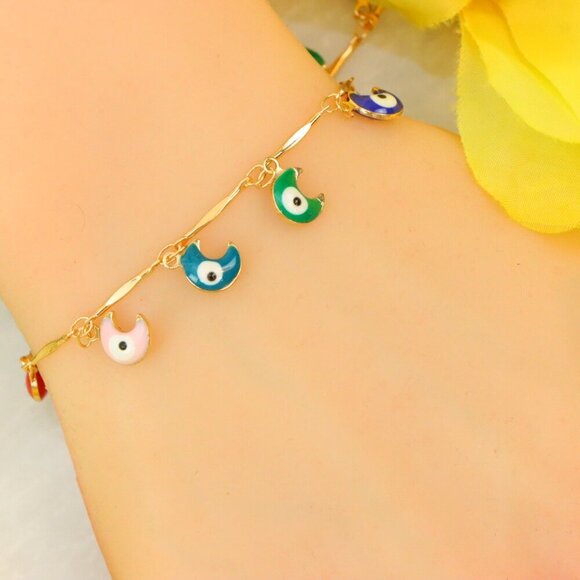 Minimalist Bracelet, Sleek & Modern Design, Women’s Fashion, YC110123-B - Picture 5 of 10